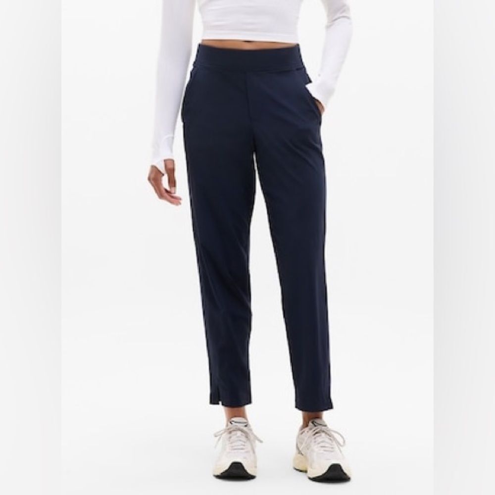 Athleta Navy Brooklyn Mid Rise Tapered Ankle Pants Size 10